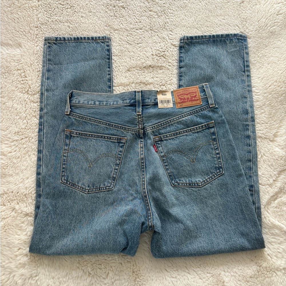 NWT Levi’s 501 High Rise Distressed Straight Leg Jeans - Picture 2 of 8